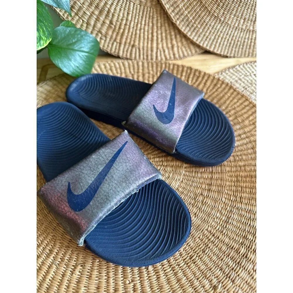 Nike Slides youth size 3
